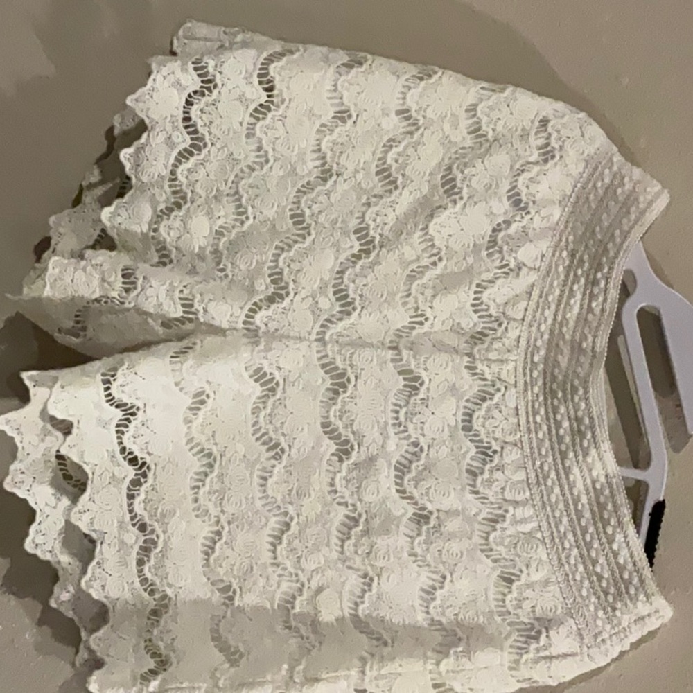 Shrort size 10